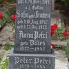 Petri Johann 1836-1914 Gromen Sofia 1842-1922 Grabstein